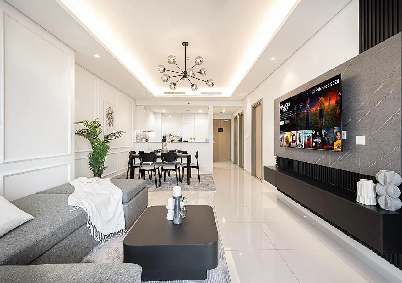 5 Star High Rise Luxury Apartment, Infinity Pool With Stunning Burj View - Brand New Apartment Dubai United Arab Emirates