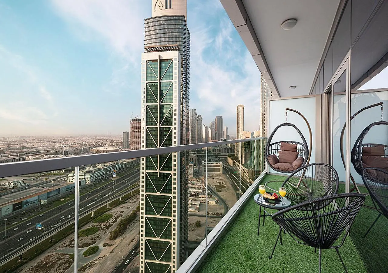 5 Star High Rise Luxury Apartment, Infinity Pool With Stunning Burj View - Brand New Apartment Dubai