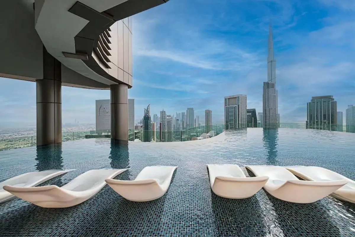 5 Star High Rise Luxury Apartment, Infinity Pool With Stunning Burj View - Brand New Apartment Dubai United Arab Emirates